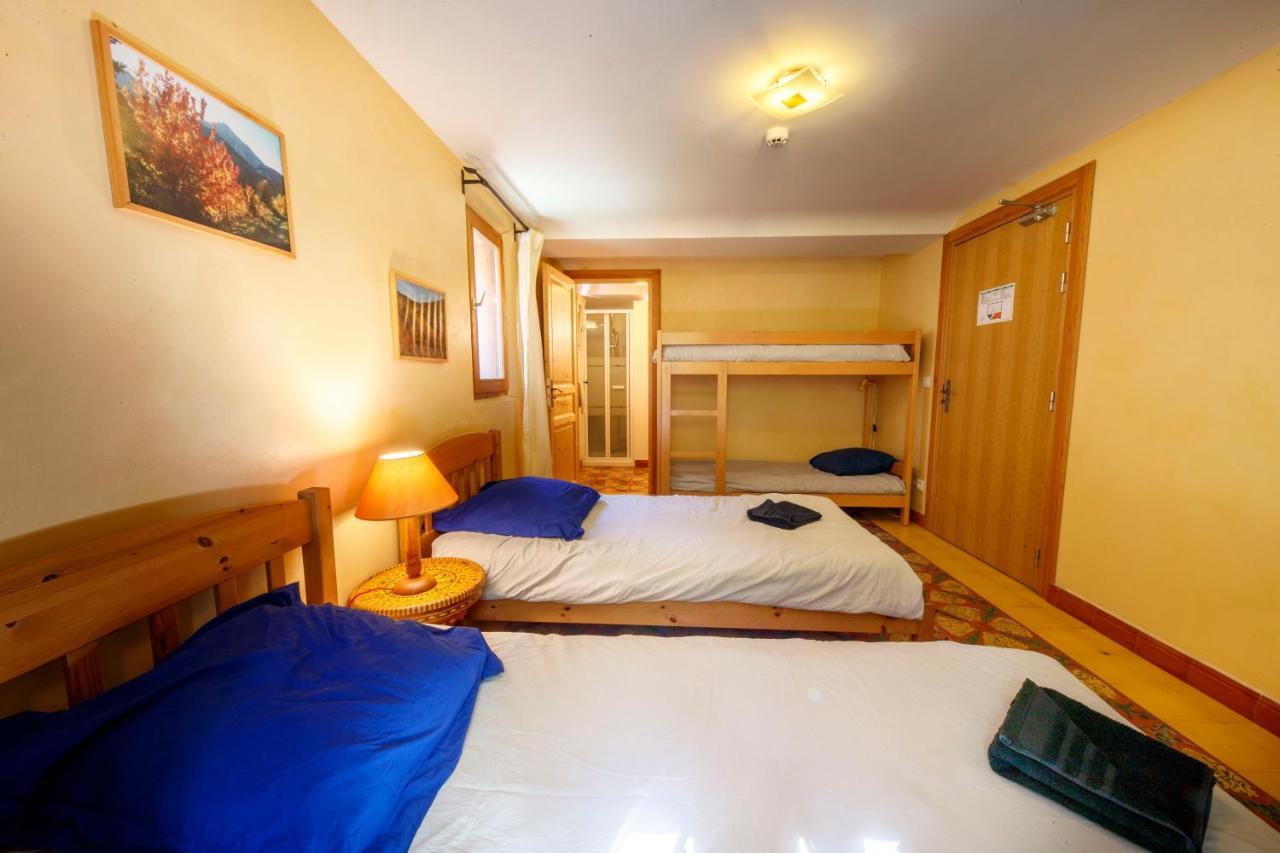 Eco-Hotel Et Yourtes Du Mercantour Guillaumes Buitenkant foto